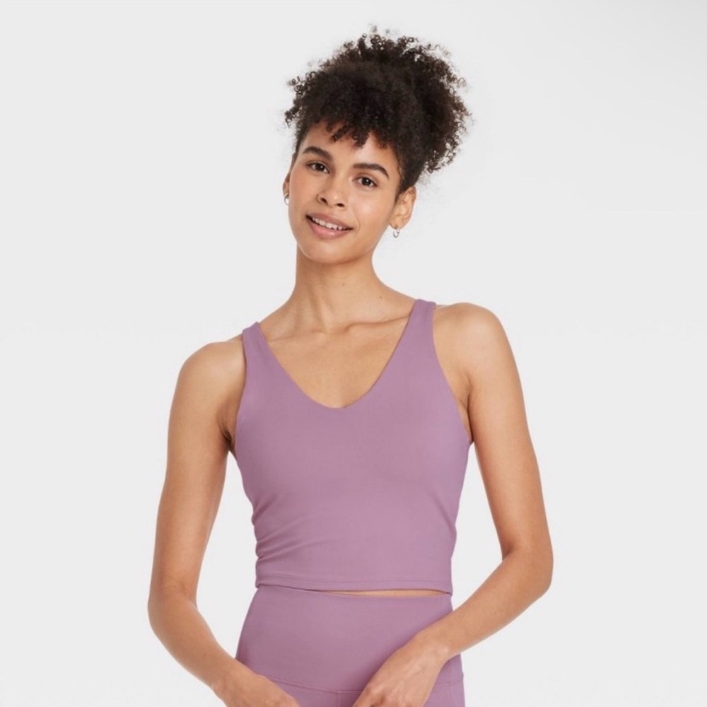 All In Motion Flex Light Support V-Neck
Cropped Sports Bra Mauve Size
Medium